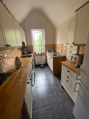 Kitchen- click for photo gallery